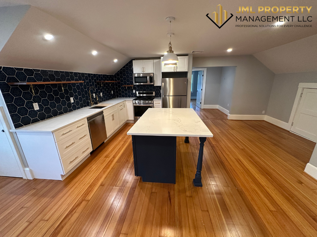 50 East Clinton Street - Unit 4