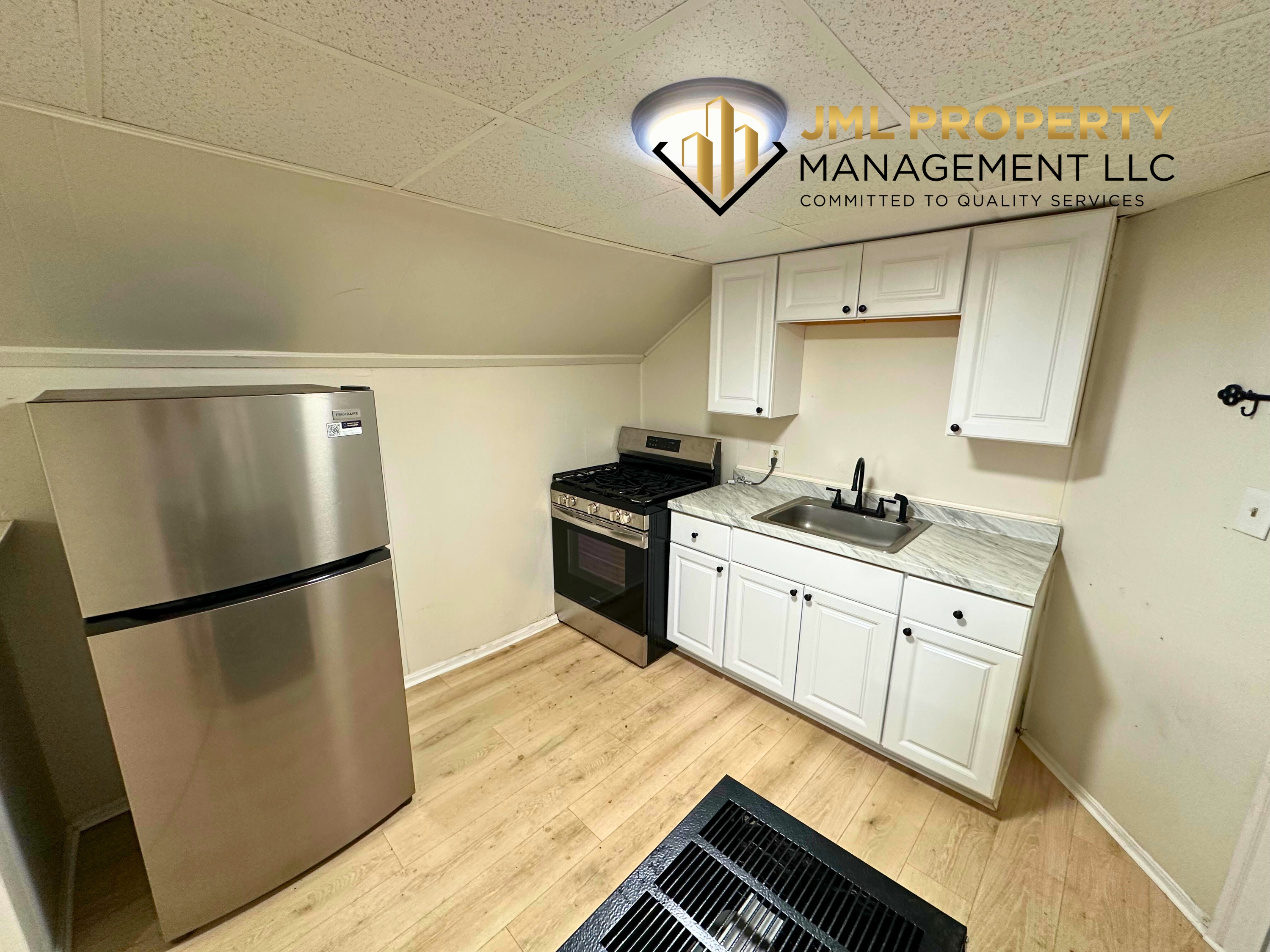 826 County Street - 3E