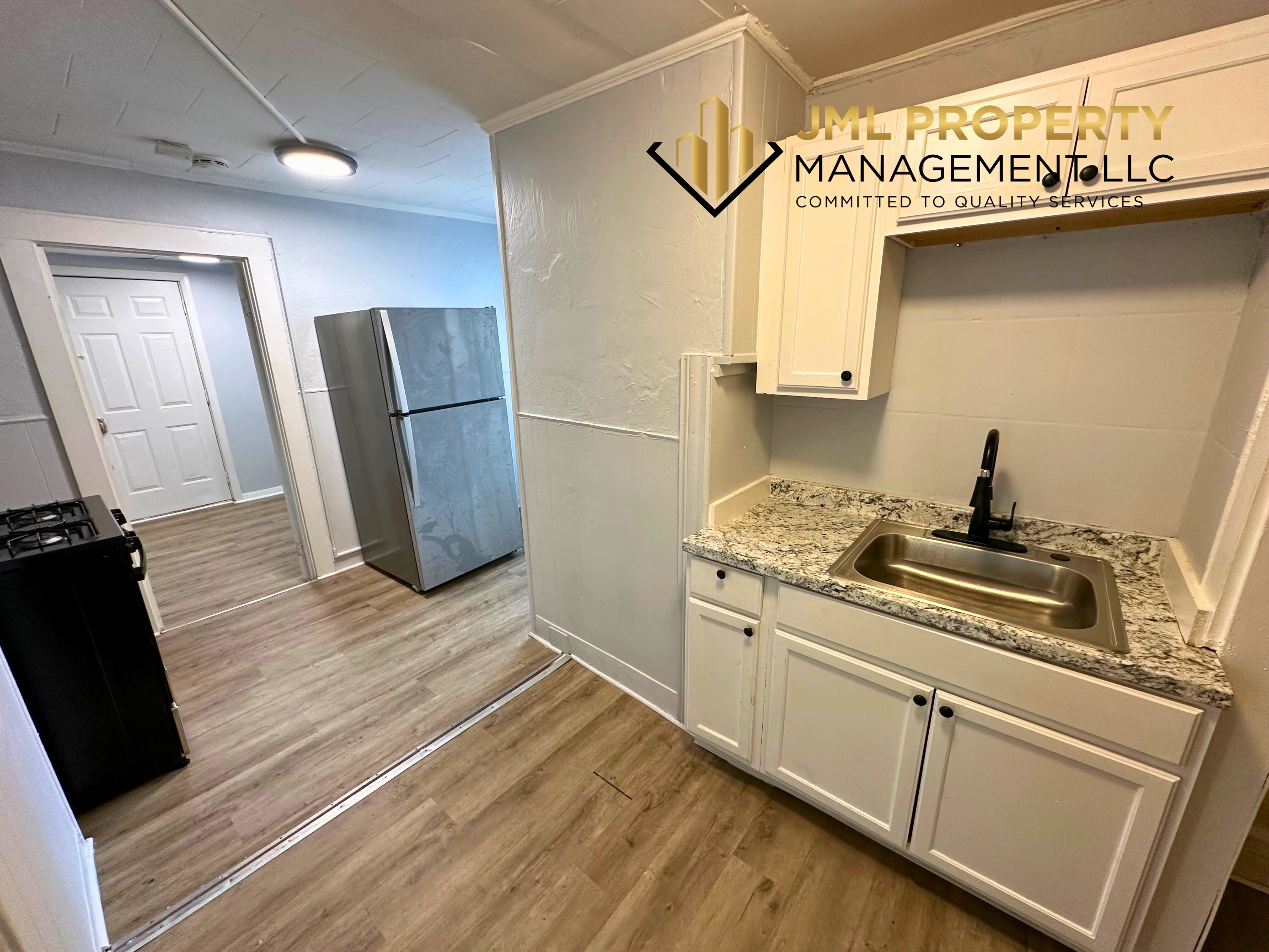 826 County Street - 1W